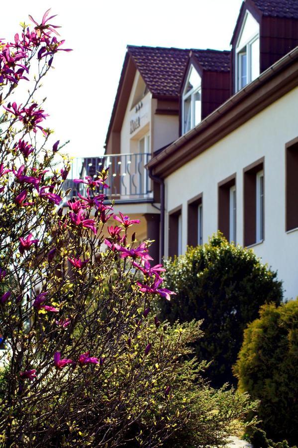 Hotel Brada Jičín 外观 照片