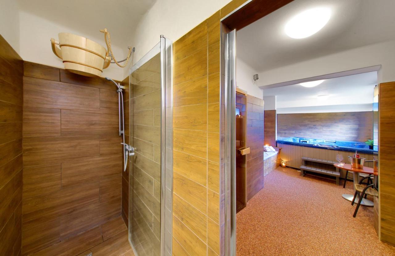Hotel Brada Jičín 外观 照片