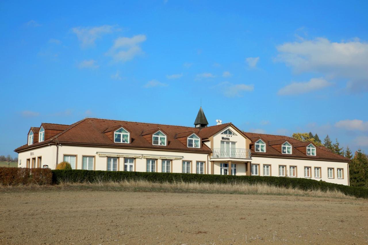 Hotel Brada Jičín 外观 照片