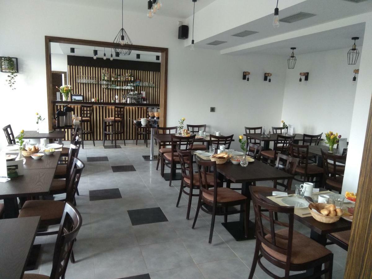 Hotel Brada Jičín 外观 照片